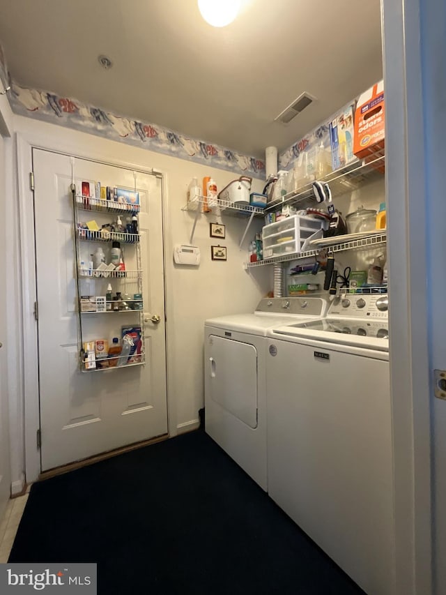 7324 Summerwind Cir, Laurel, MD 20707 - laundry area featuring washing machine and dryer
