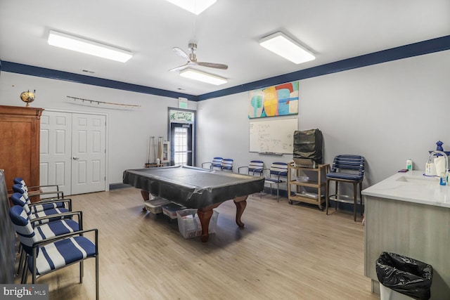 8612 Wintergreen Ct Unit 403, Odenton, MD 21113 - playroom featuring a sink, light wood-style flooring, billiards, and a ceiling fan