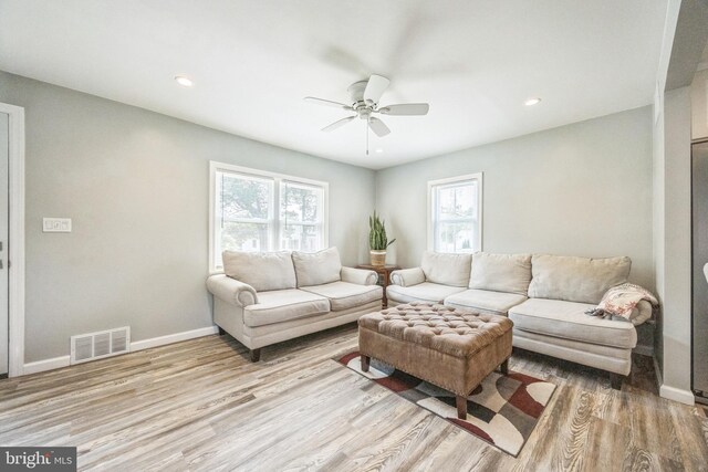 17 S Jefferson Ave, National Park, NJ 08063 - living area featuring light wood finished floors, a ceiling fan, baseboards, and recessed lighting
