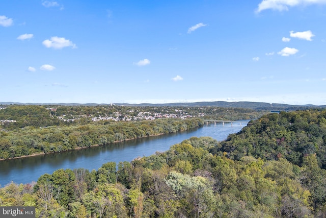 11332 Dutchmans Creek Rd, Lovettsville, VA 20180