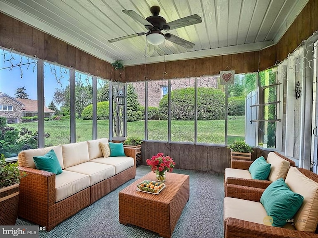 1927 N 15th St, Reading, PA 19604 - sunroom / solarium featuring ceiling fan and outdoor lounge area