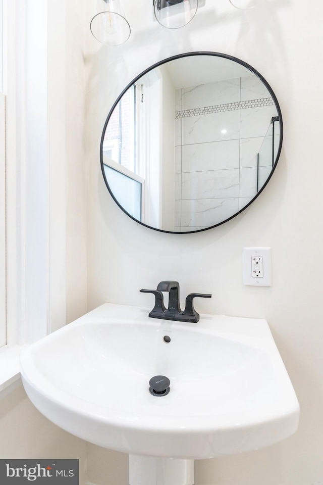 2112 Pine St Unit 2, Philadelphia, PA 19103 - bathroom with a sink