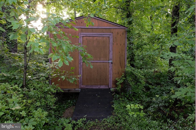 6403 Limerick Ct, Springfield, VA 22152 - view of shed