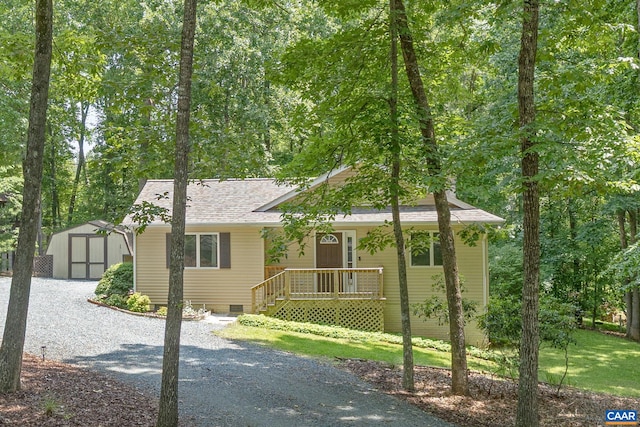7 Sand Trap Ter, Palmyra, VA 22963 - view of front of house featuring a storage unit, crawl space, and roof with shingles