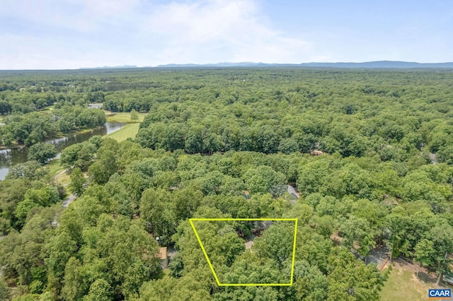 7 Sand Trap Ter, Palmyra, VA 22963 - aerial view of property and surrounding area featuring property boundaries highlighted and a nearby body of water