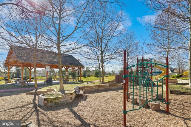 492 Parkland Dr, Stephenson, VA 22656 - community play area featuring a gazebo