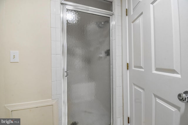 11801 Glen Mill Rd, Potomac, MD 20854 - bathroom featuring a stall shower