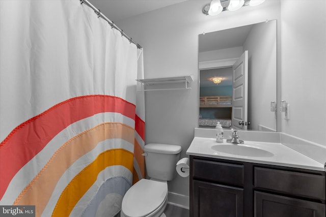 17968 Ridgewood Pl, Round Hill, VA 20141 - full bath with vanity, toilet, and a shower with shower curtain