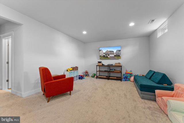 17968 Ridgewood Pl, Round Hill, VA 20141 - living area with carpet flooring, recessed lighting, and baseboards