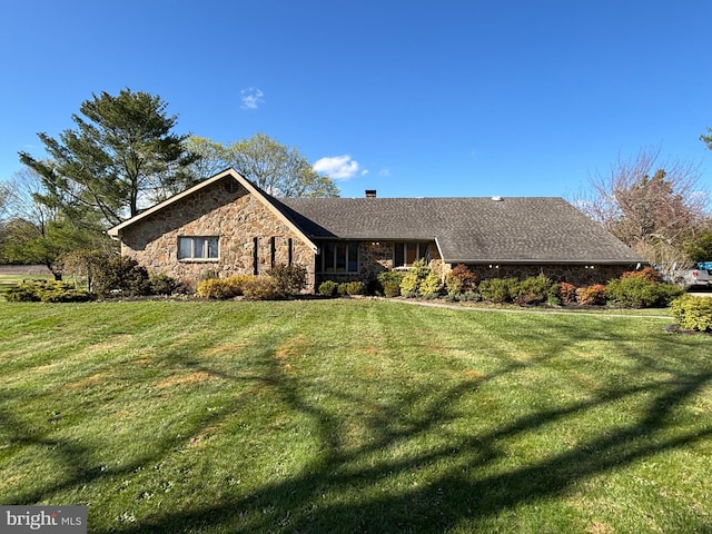 180 E Butler Ave, Vineland, NJ 08360 - ranch-style home with stone siding and a front lawn