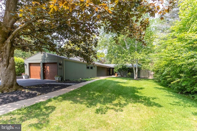 555 Hillcrest Ave, State College, PA 16803 - view of yard