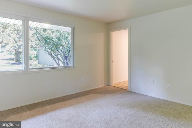 555 Hillcrest Ave, State College, PA 16803 - unfurnished room featuring carpet flooring and baseboards