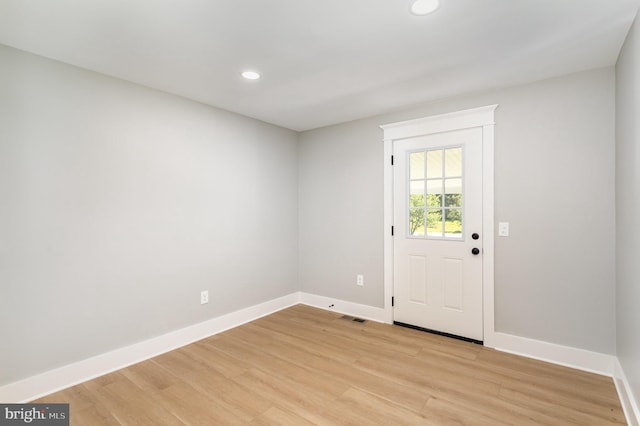 434 Bunker Hill Rd, Halifax, PA 17032 - entryway with baseboards, light wood-style flooring, and recessed lighting