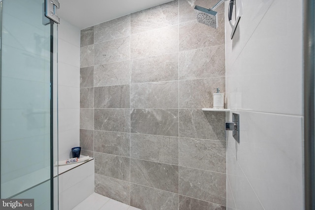 801 N Fairfax St Unit 314, Alexandria, VA 22314 - full bath with tiled shower