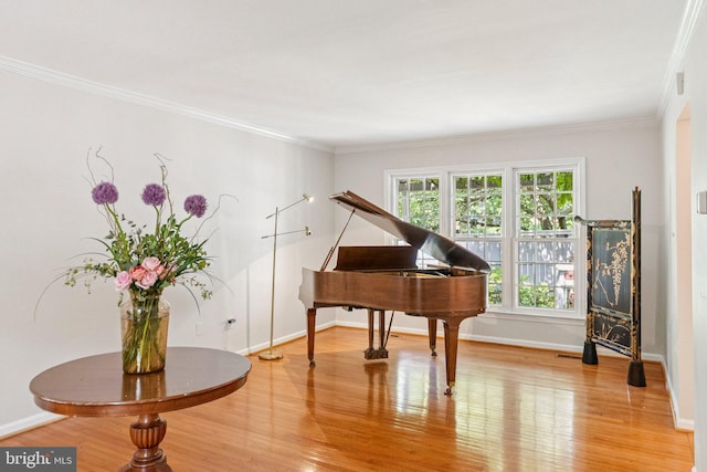 2085 Cobblestone Ln, Reston, VA 20191 - sitting room with wood finished floors and crown molding