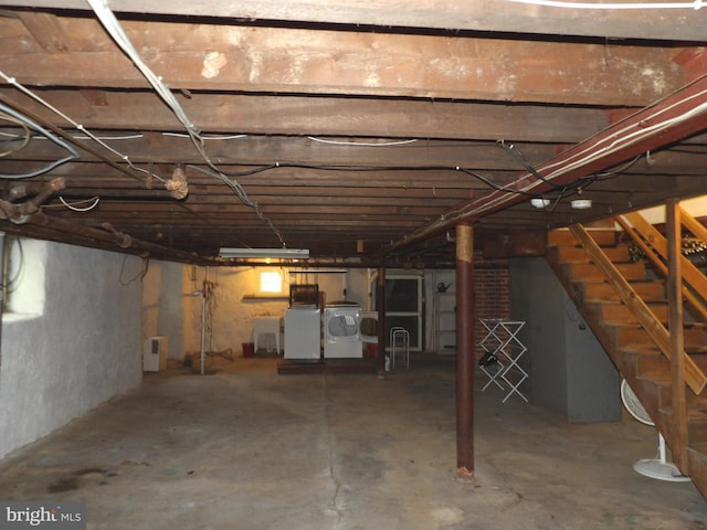 28 N Wakefield, Jeffersonville, PA 19403 - unfinished below grade area featuring separate washer and dryer and stairway