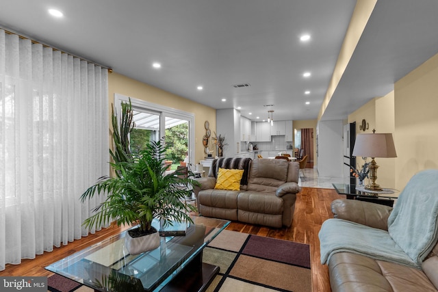 95 Meadowfield Dr, Southampton, PA 18966 - living room with light wood-style floors and recessed lighting