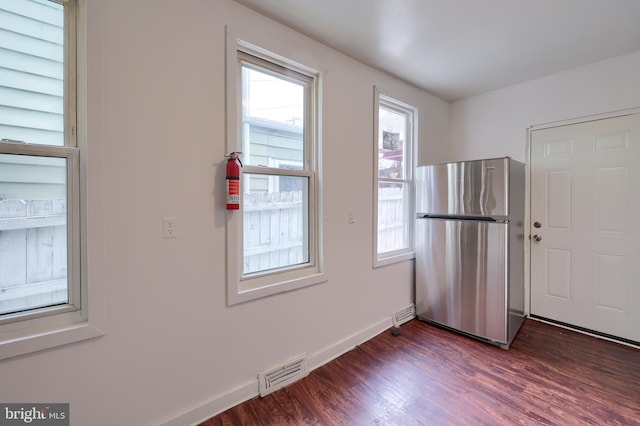 753 N 12th St, Reading, PA 19604 - foyer with dark wood-style flooring and baseboards