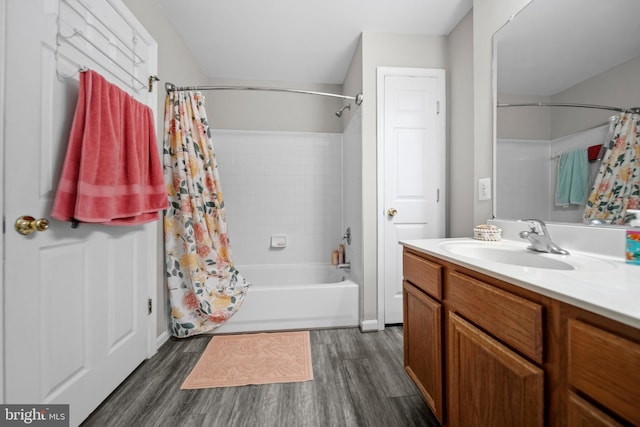 5341 Yellow Turtle Pl, Woodbridge, VA 22193 - full bathroom with wood finished floors, vanity, and shower / bath combination with curtain