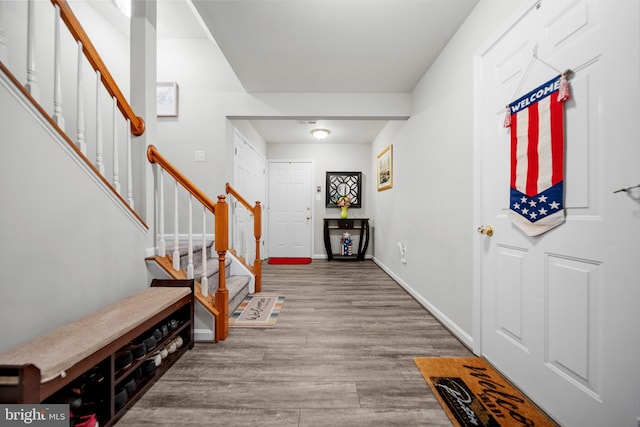 5341 Yellow Turtle Pl, Woodbridge, VA 22193 - entrance foyer with stairway and wood finished floors