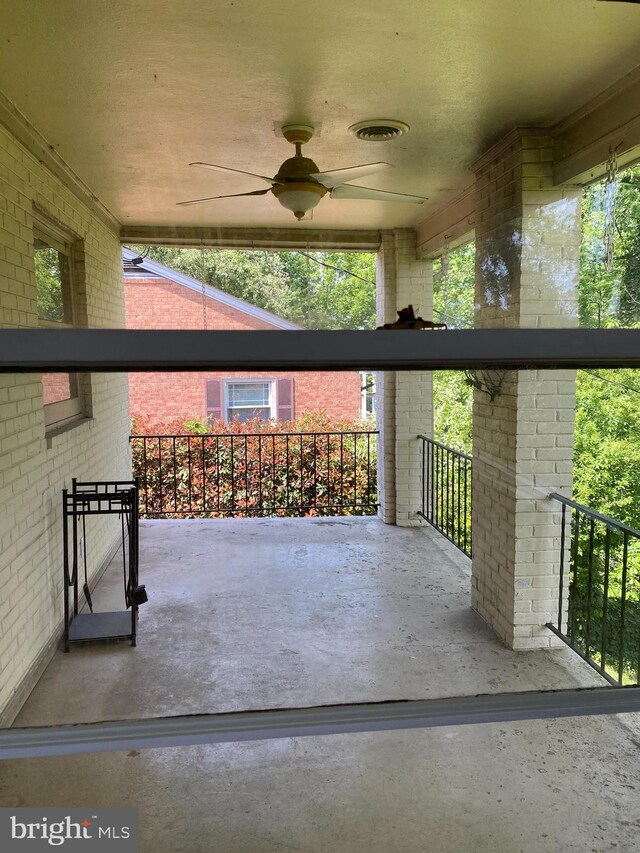 609 29th St S, Arlington, VA 22202