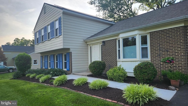 15204 Watergate Rd, Silver Spring, MD 20905 - view of front of property with brick siding