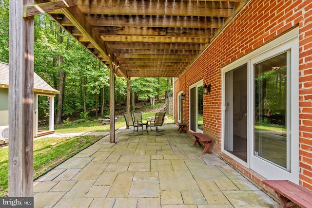 8112 Vista Point Ln, Fairfax Station, VA 22039 - view of patio