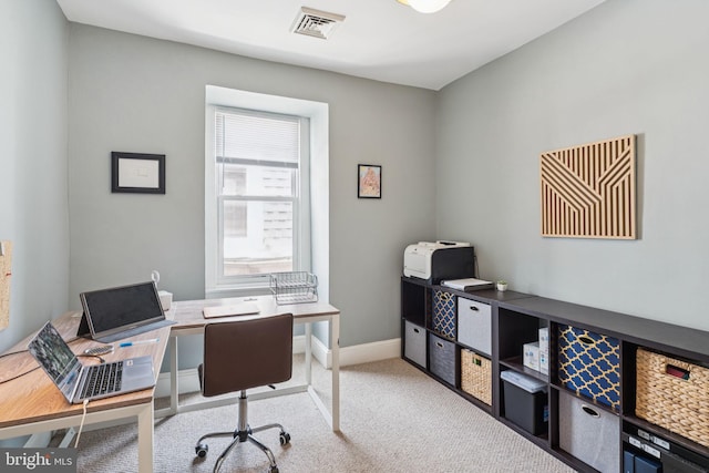 152 W Sharpnack St, Philadelphia, PA 19119 - carpeted office with baseboards