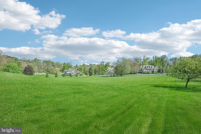 2 Autumn Meadow Ln, Malvern, PA 19355 - view of grassy yard