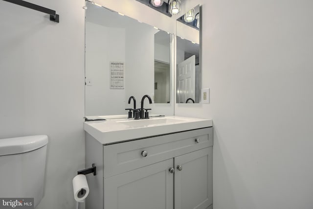 608 Budleigh Cir, Lutherville Timonium, MD 21093 - half bath featuring vanity and toilet