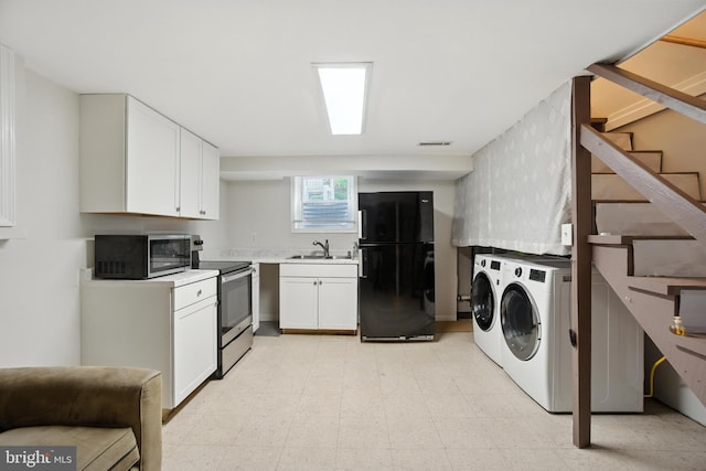 2816 Denley Pl, Silver Spring, MD 20906 - laundry area with independent washer and dryer and light flooring