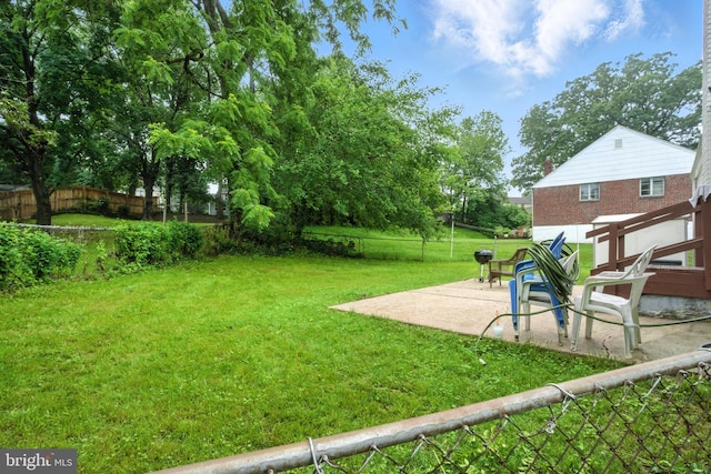 2816 Denley Pl, Silver Spring, MD 20906 - fenced yard featuring a patio area