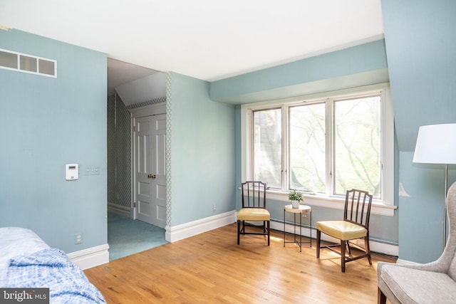 403 Club Rd, Baltimore, MD 21210 - sitting room with wood finished floors and baseboards