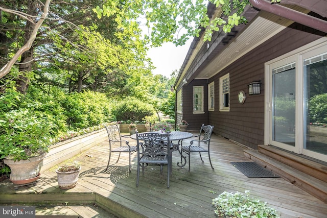 403 Club Rd, Baltimore, MD 21210 - wooden deck featuring outdoor dining area