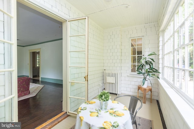 403 Club Rd, Baltimore, MD 21210 - sunroom / solarium featuring radiator