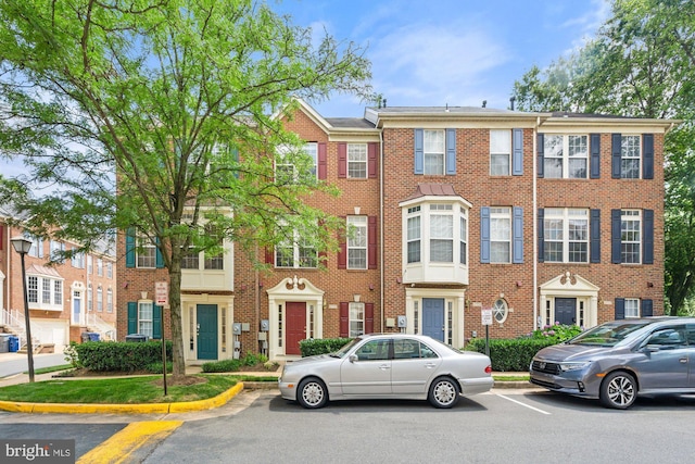 2706 Manhattan Pl, Vienna, VA 22180 - view of property with brick siding