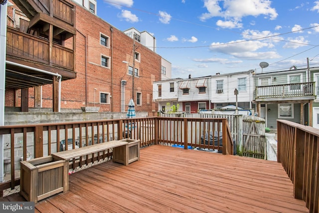 3305 Fleet St, Baltimore, MD 21224 - view of wooden deck