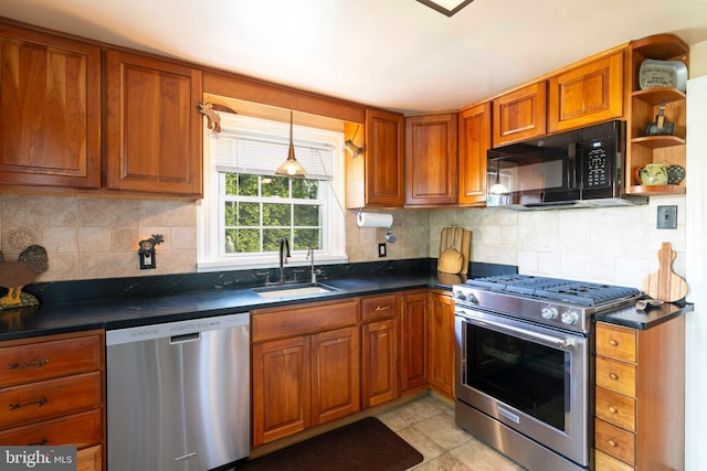 1864 Edge Hill Rd, Abington, PA 19001 - kitchen with appliances with stainless steel finishes, a sink, and dark countertops