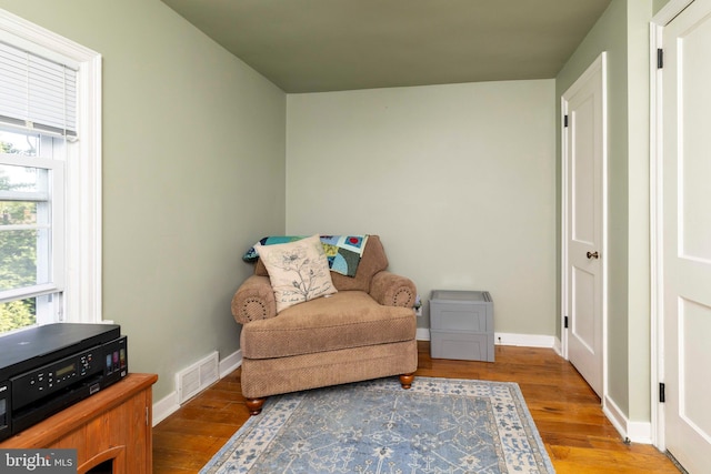 1864 Edge Hill Rd, Abington, PA 19001 - sitting room featuring wood finished floors and baseboards