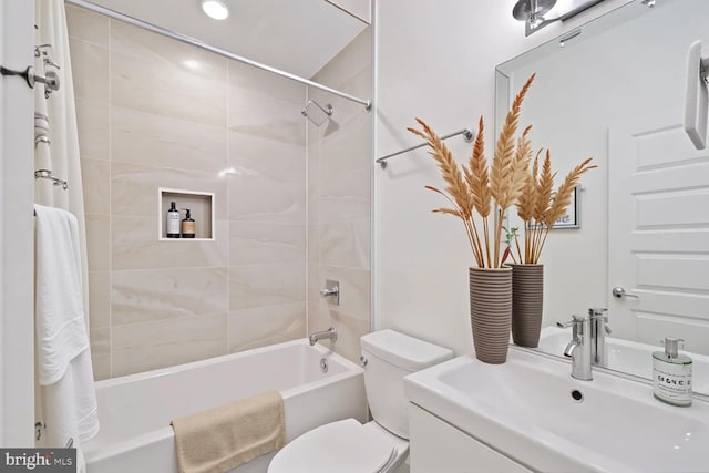 525 Kennedy St NW Unit 4, Washington, DC 20011 - full bathroom featuring shower / bath combo, vanity, and toilet
