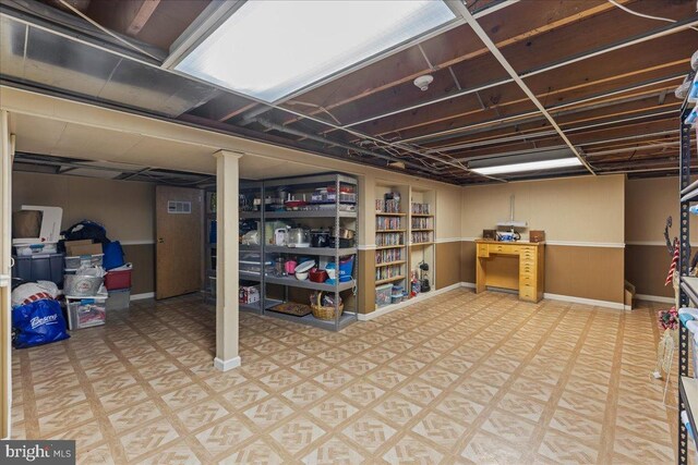 1609 Wills Pl, Vineland, NJ 08361 - finished below grade area with baseboards