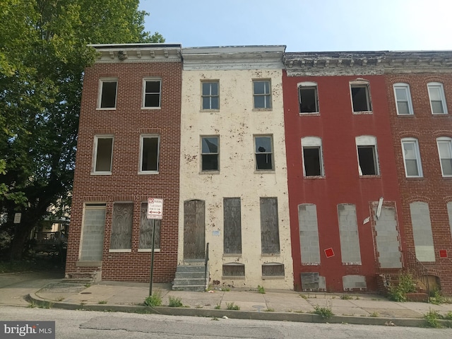 1524 Riggs Ave, Baltimore, MD 21217 - view of front of home with entry steps
