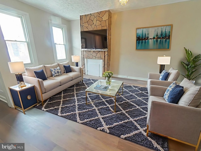 4019 N Marshall St, Philadelphia, PA 19140 - living room with wood finished floors and baseboards