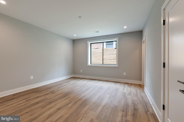 6800 Old Chesterbrook Rd, Mclean, VA 22101 - spare room with light wood finished floors, baseboards, and recessed lighting