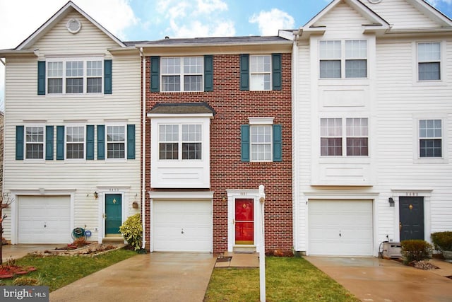 8461 Tackhouse Loop, Gainesville, VA 20155 - multi unit property with concrete driveway