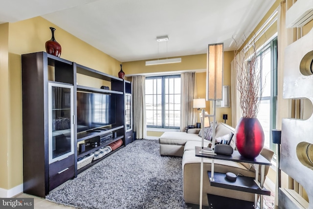 910 M St NW Unit 1022, Washington, DC 20001 - living area featuring baseboards