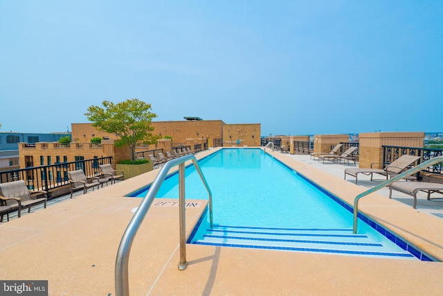 910 M St NW Unit 1022, Washington, DC 20001 - community pool featuring a patio area