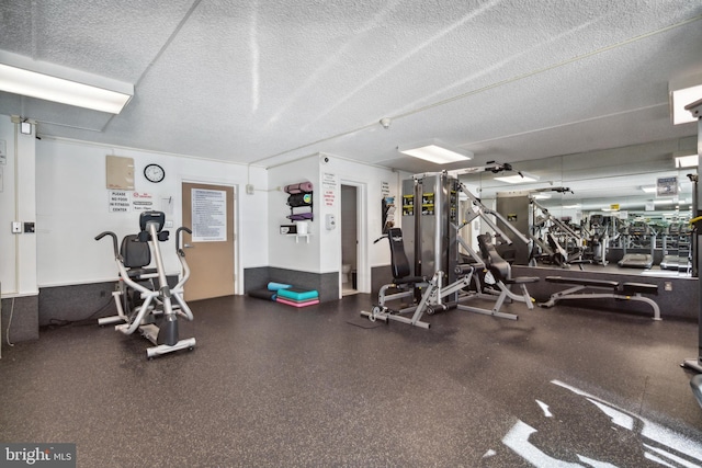 1900 John F Kennedy Blvd Unit 924, Philadelphia, PA 19103 - exercise room featuring a textured ceiling