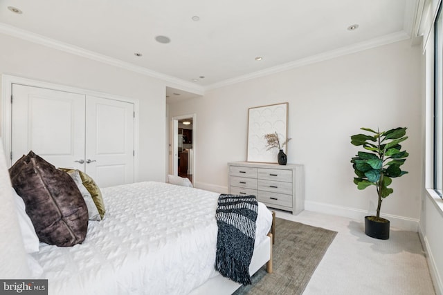 50 S 16th St Unit 4507, Philadelphia, PA 19102 - carpeted bedroom with crown molding, a closet, and recessed lighting