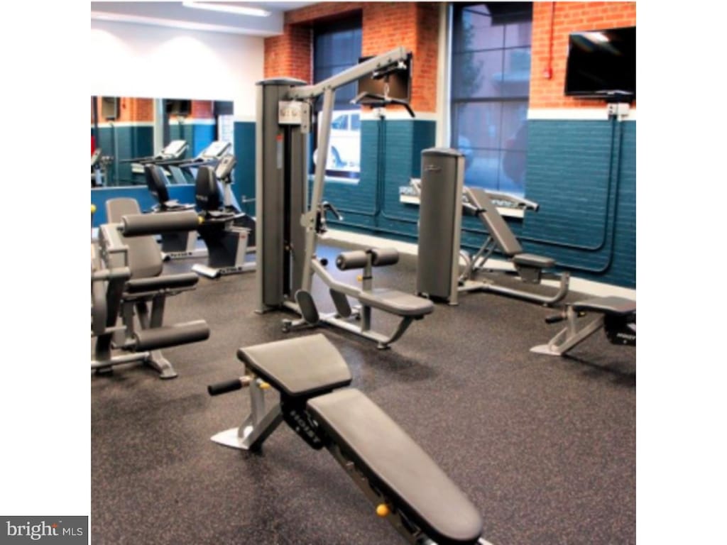 1201-15 Fitzwater St Unit 204, Philadelphia, PA 19147 - view of workout area